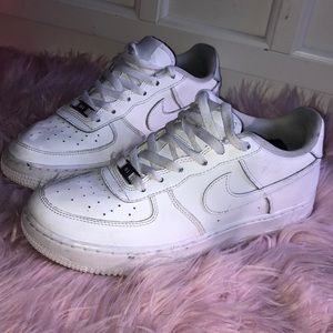 Air Force Ones🤍 *i take offers*